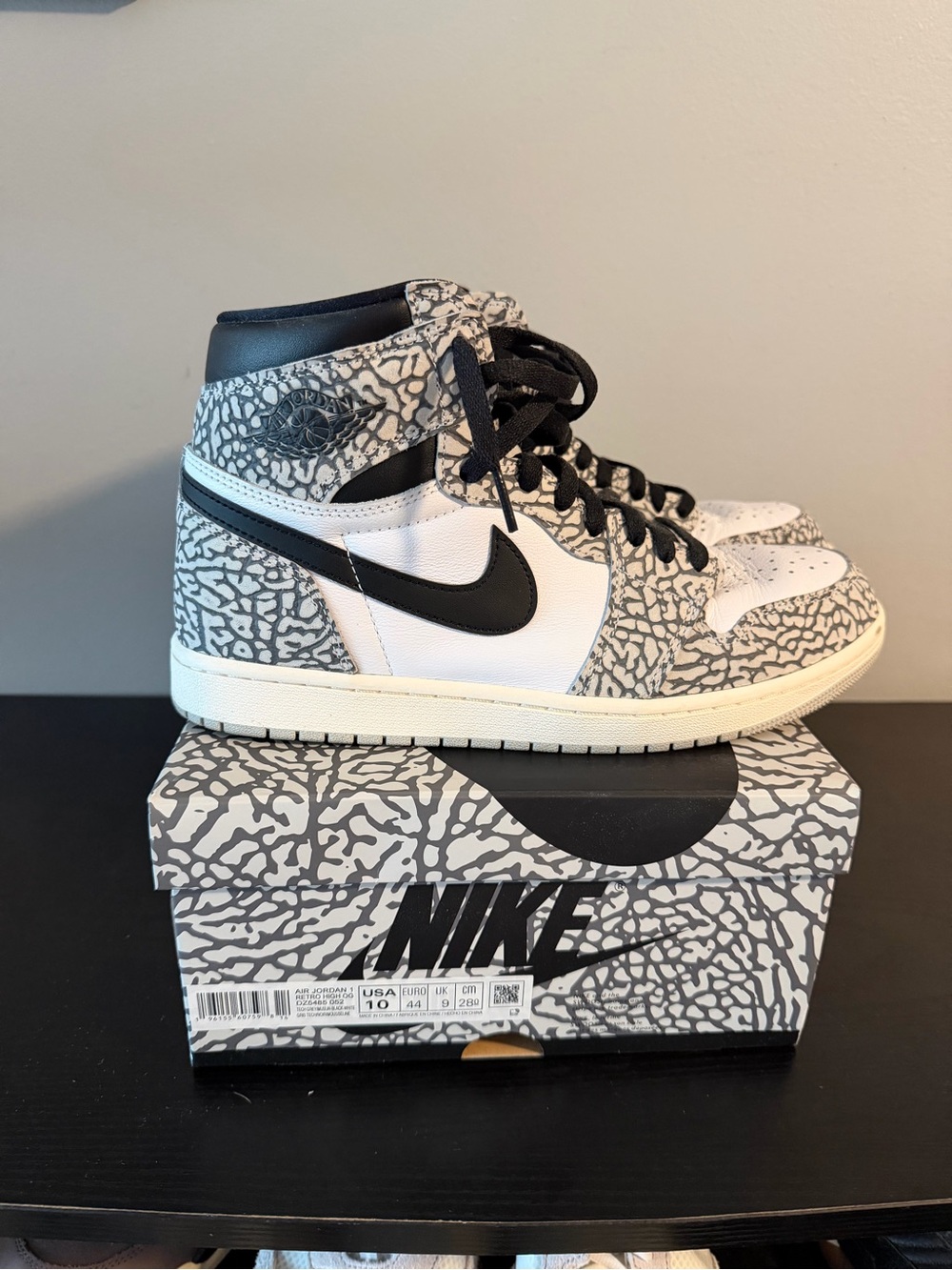 Nike Air Jordan 1 High Elephant Print